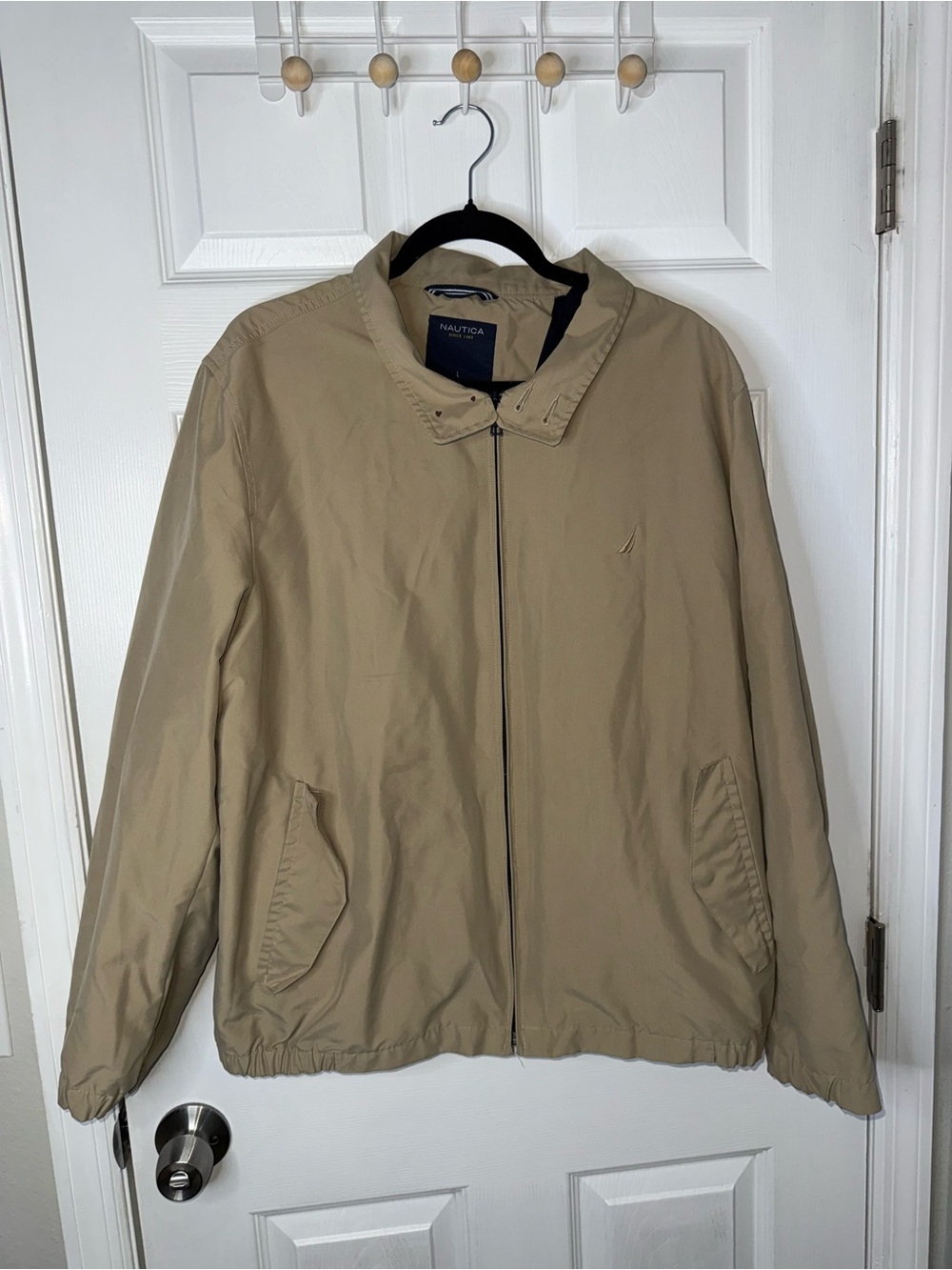 Nautica Men's Size L True Khaki Water-Resistant Lightweight Rain Jacket Coat